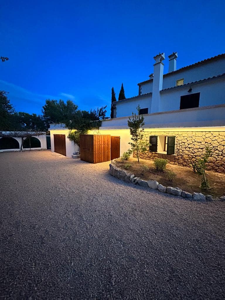 6 sypialnia Willa na sprzedaż w Genova z basenem garażem - 6 950 000 € (Ref: 9436400)