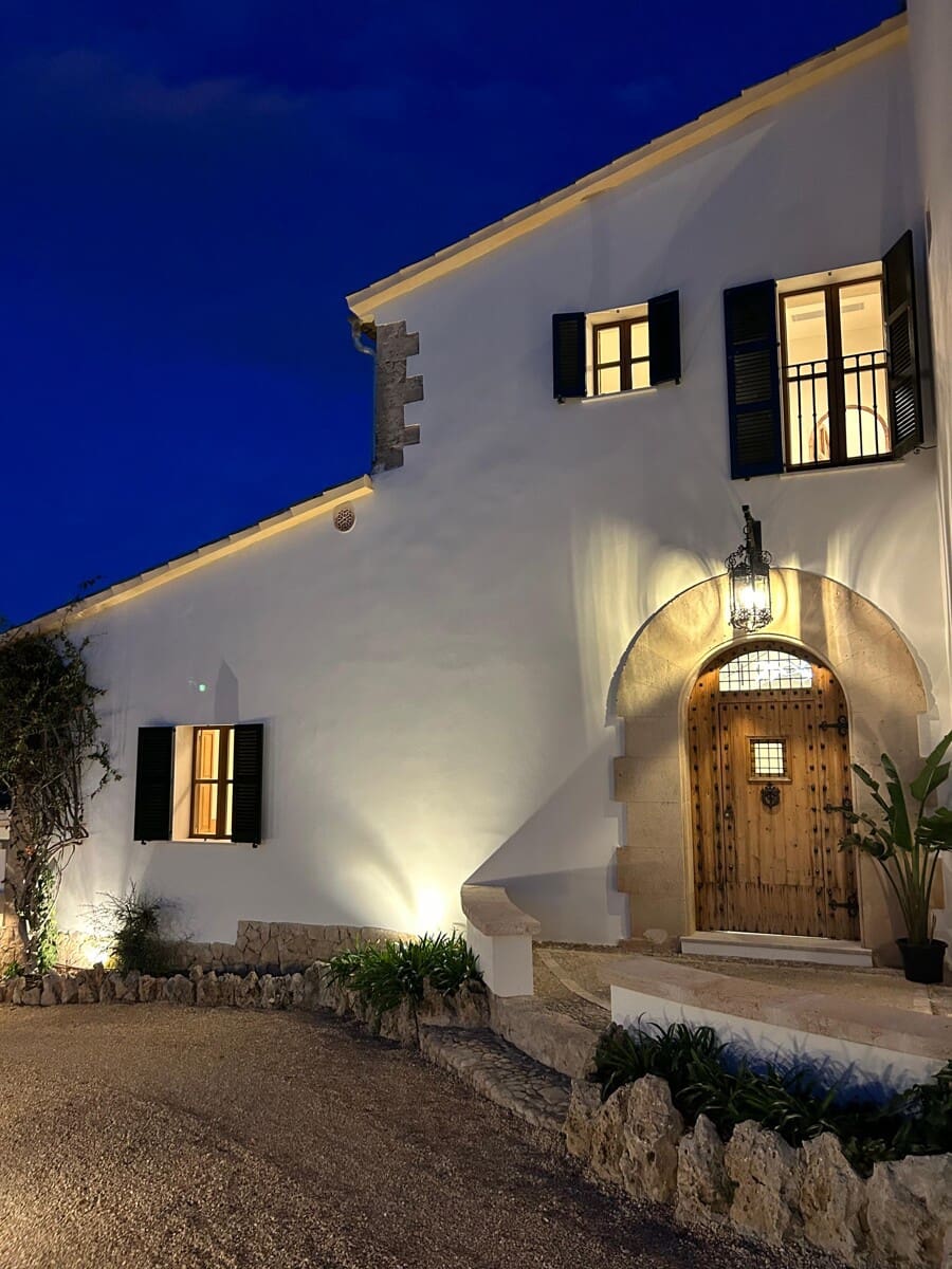 6 sypialnia Willa na sprzedaż w Genova z basenem garażem - 6 950 000 € (Ref: 9436400)