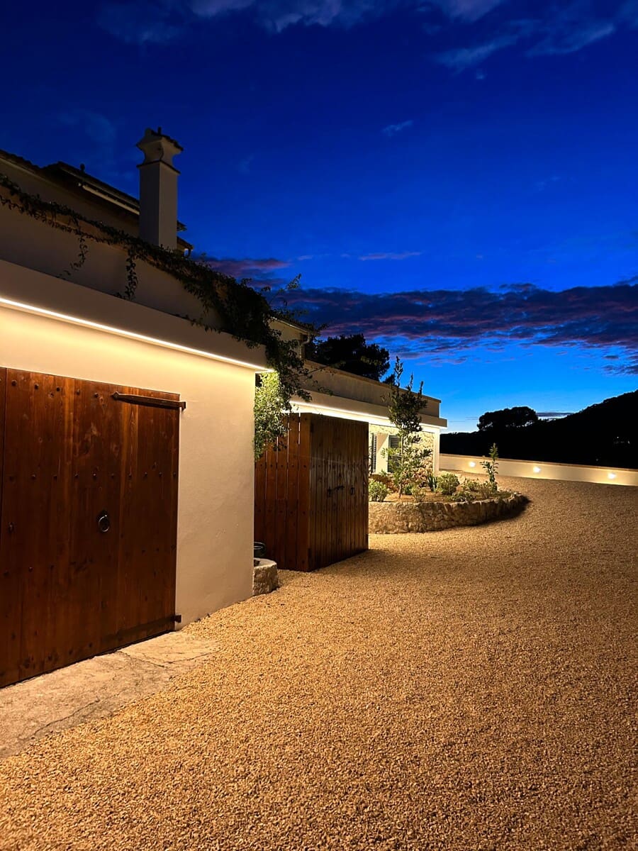 6 sypialnia Willa na sprzedaż w Genova z basenem garażem - 6 950 000 € (Ref: 9436400)