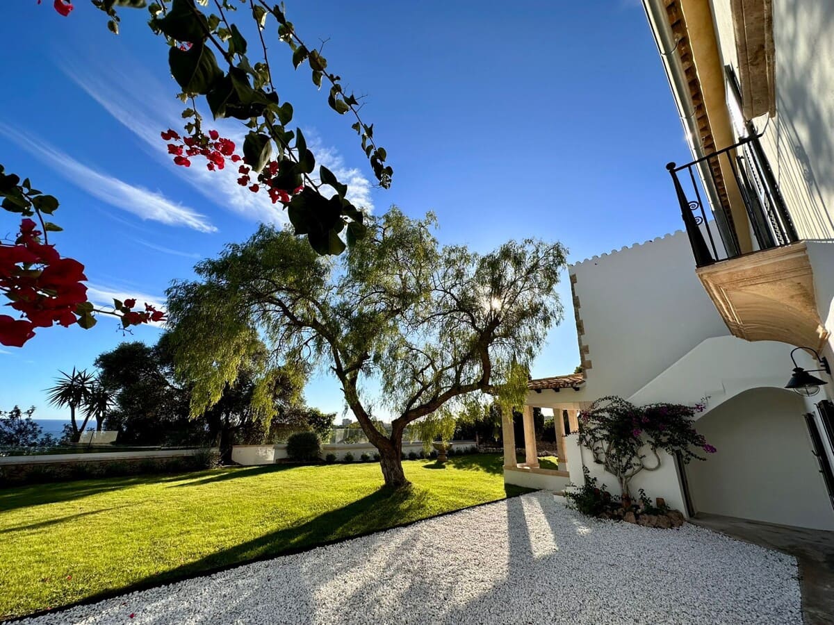 6 sypialnia Willa na sprzedaż w Genova z basenem garażem - 6 950 000 € (Ref: 9436400)