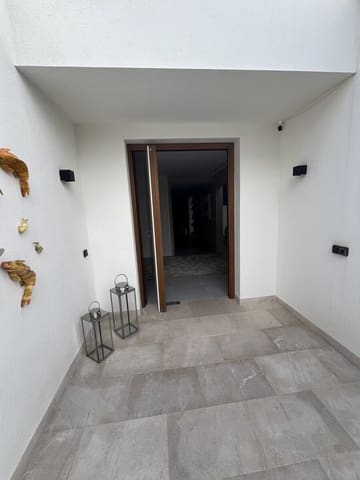 4 chambre Villa/Maison à vendre à Santa Ponsa, Calvià avec piscine garage - 2 900 000 € (Ref: 9438770)