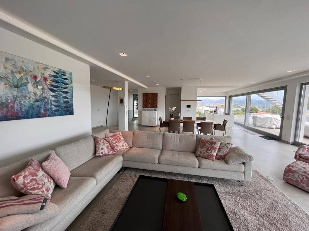 4 bedroom Villa for sale in Santa Ponsa with pool garage - € 5,900,000 (Ref: 9439046)