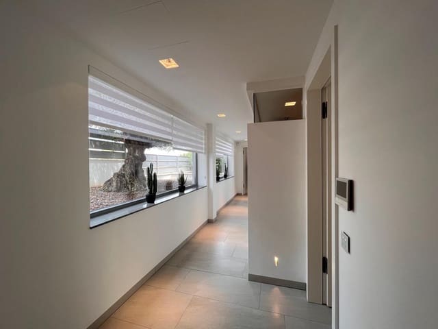 4 chambre Villa/Maison à vendre à Santa Ponsa, Calvià avec piscine garage - 5 900 000 € (Ref: 9439046)