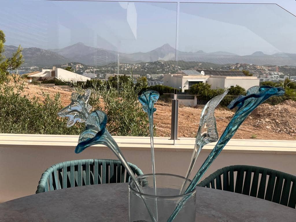 4 bedroom Villa for sale in Santa Ponsa with pool garage - € 5,900,000 (Ref: 9439046)