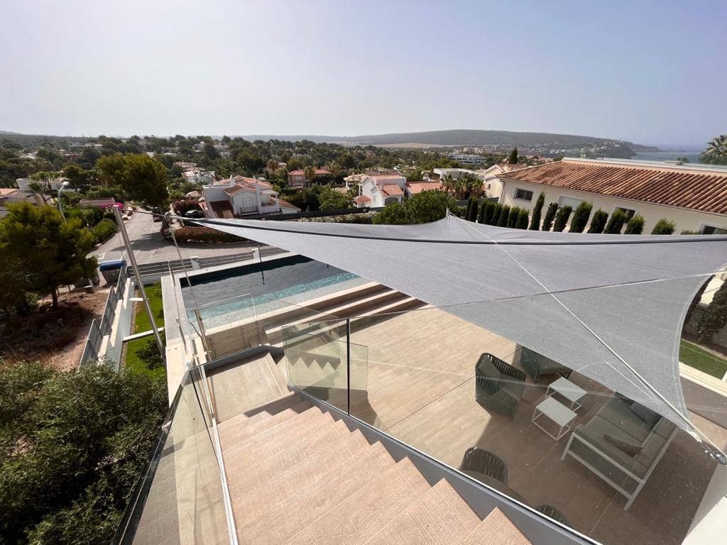 4 bedroom Villa for sale in Santa Ponsa with pool garage - € 5,900,000 (Ref: 9439046)