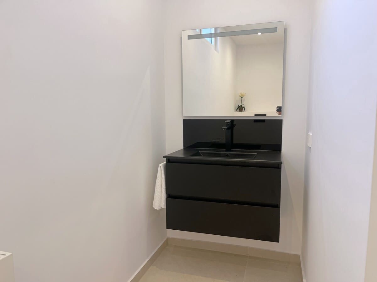 6 soverom Villa til salgs i Palmanova med svømmebasseng - € 3 950 000 (Ref: 9451553)