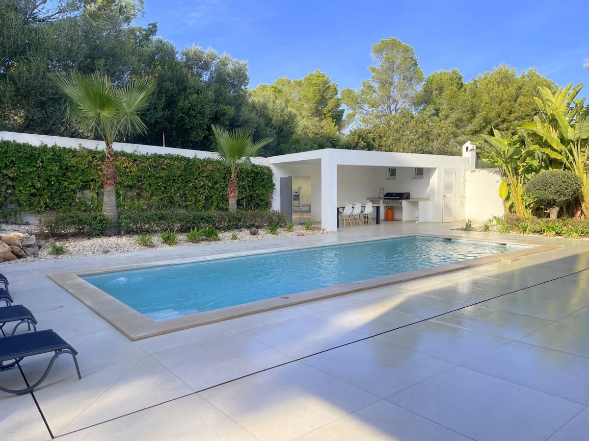 6 soverom Villa til salgs i Palmanova med svømmebasseng - € 3 950 000 (Ref: 9451553)