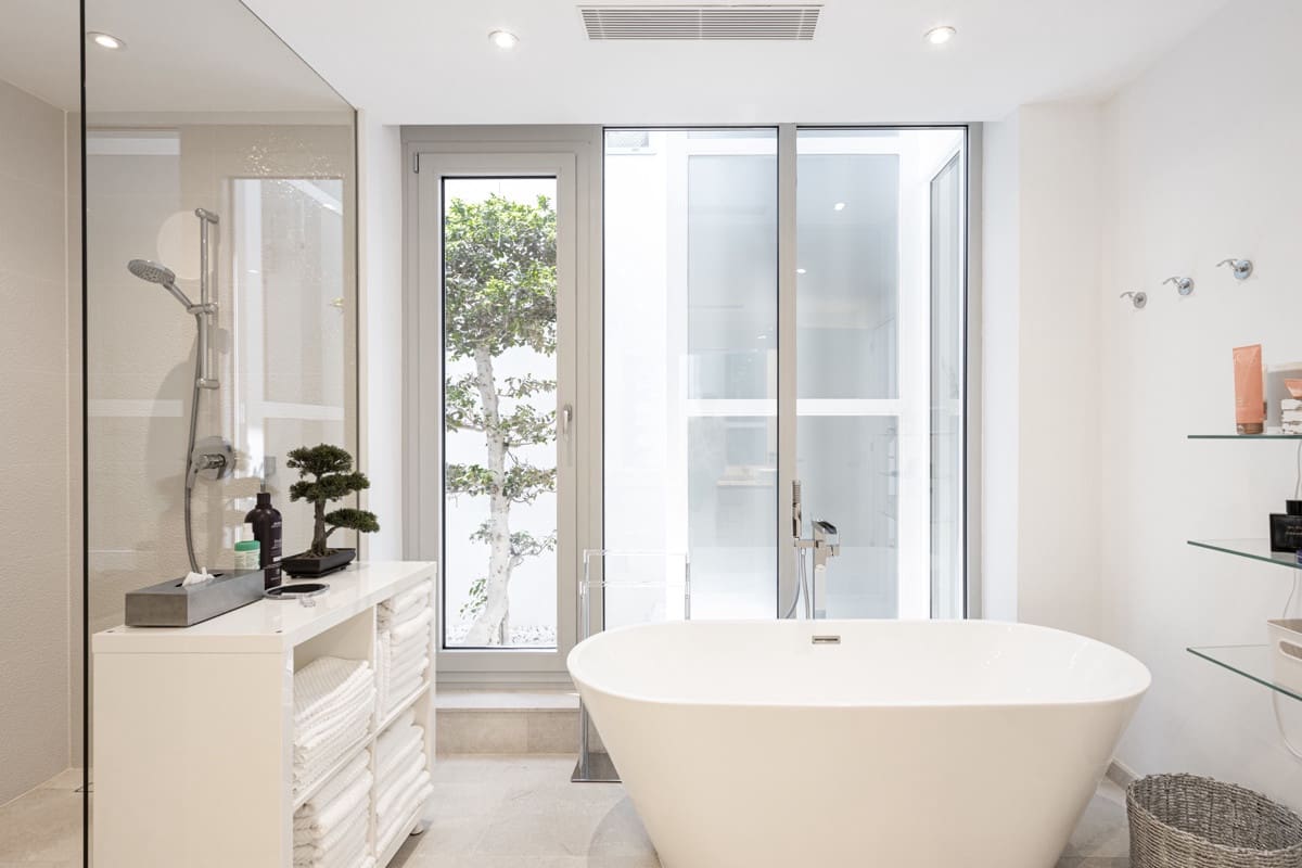 3 bedroom Villa for sale in Santa Ponsa with pool garage - € 4,250,000 (Ref: 9488011)