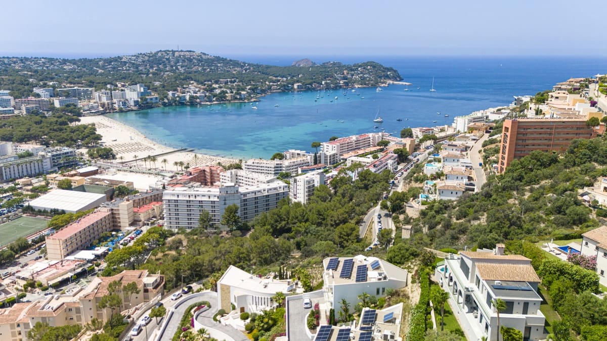 3 bedroom Villa for sale in Santa Ponsa with pool garage - € 4,250,000 (Ref: 9488011)