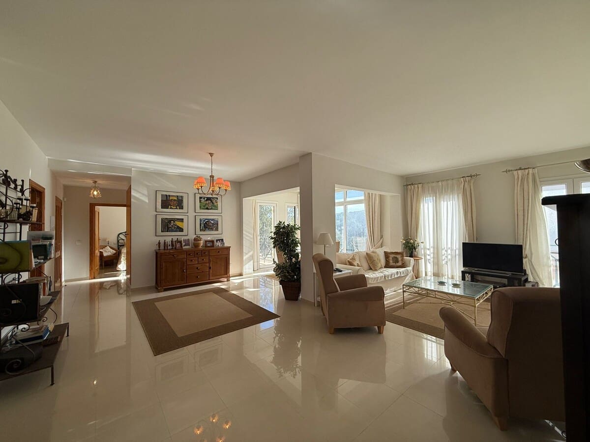 3 chambre Appartement à vendre à Santa Ponsa avec garage - 840 000 € (Ref: 9493882)