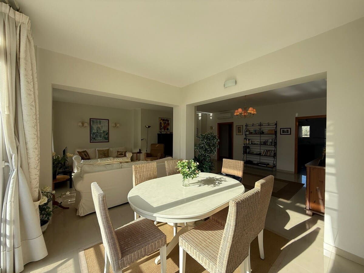 3 chambre Appartement à vendre à Santa Ponsa avec garage - 840 000 € (Ref: 9493882)