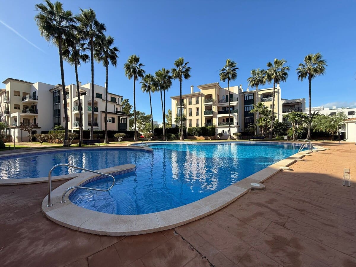 3 chambre Appartement à vendre à Santa Ponsa avec garage - 840 000 € (Ref: 9493882)