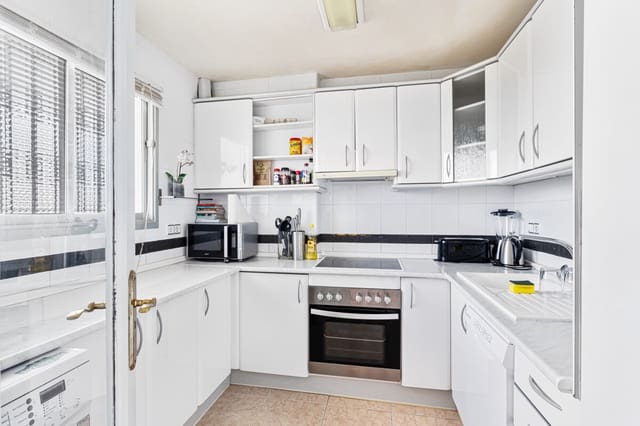 2 soveværelse Lejlighed til salg i Puerto Portals, Calvià med swimmingpool - € 900.000 (Ref: 9532929)