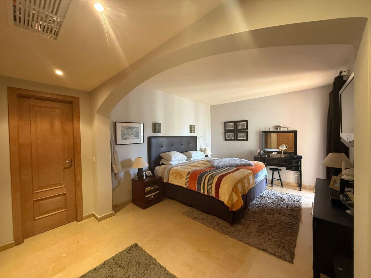 Ático de 3 habitaciones en Santa Ponsa en venta con piscina garaje - 1.640.000 € (Ref: 9535385)