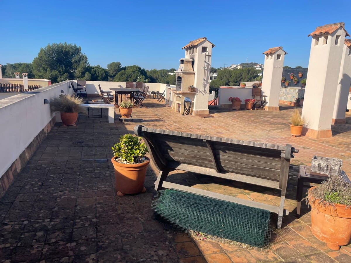 Ático de 3 habitaciones en Santa Ponsa en venta con piscina garaje - 1.640.000 € (Ref: 9535385)