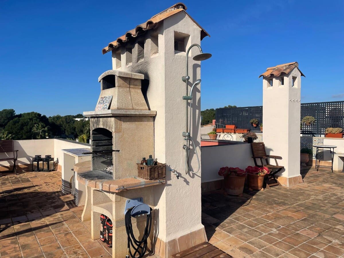 Ático de 3 habitaciones en Santa Ponsa en venta con piscina garaje - 1.640.000 € (Ref: 9535385)