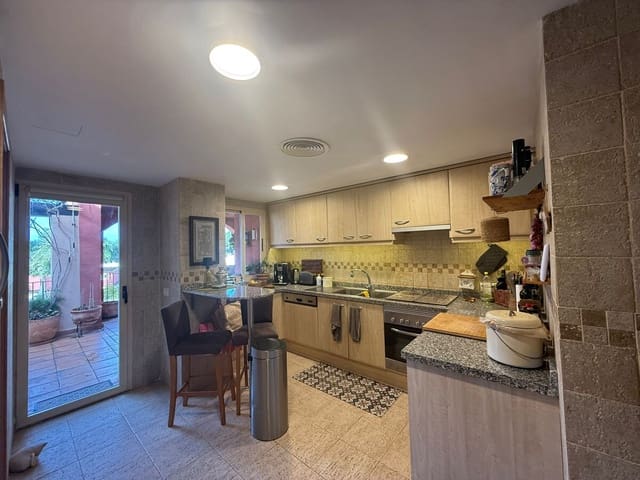 Ático de 3 habitaciones en Santa Ponsa, Calvià en venta con piscina garaje - 1.640.000 € (Ref: 9535385)