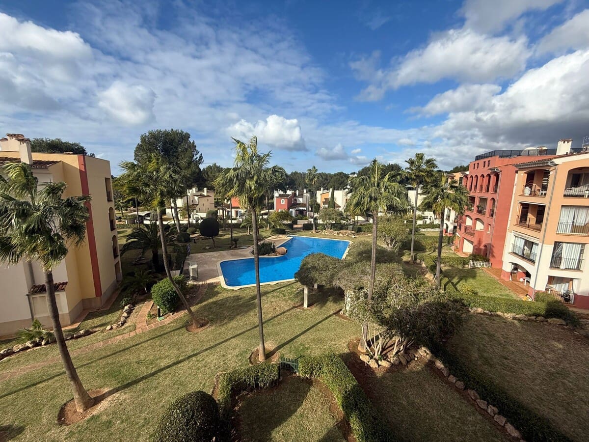 Ático de 3 habitaciones en Santa Ponsa en venta con piscina garaje - 1.640.000 € (Ref: 9535385)