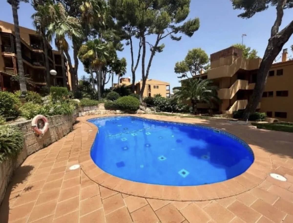 1 soverom Leilighet til salgs i Santa Ponsa med svømmebasseng garasje - € 355 000 (Ref: 9548643)