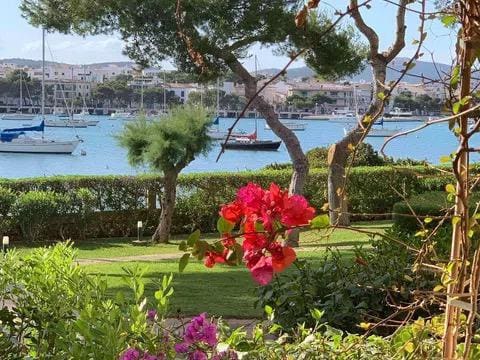 3 slaapkamer Flat te koop in Portocolom met zwembad garage - € 530.000 (Ref: 9550340)