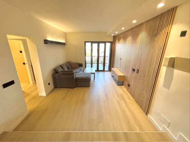 2 slaapkamer Flat te koop in Santa Ponsa, Calvià met zwembad - € 545.000 (Ref: 9584527)