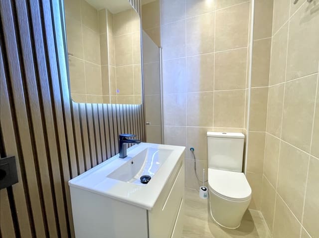 2 slaapkamer Flat te koop in Santa Ponsa, Calvià met zwembad - € 545.000 (Ref: 9584527)