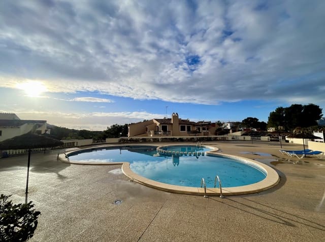 2 slaapkamer Flat te koop in Santa Ponsa, Calvià met zwembad - € 545.000 (Ref: 9584527)