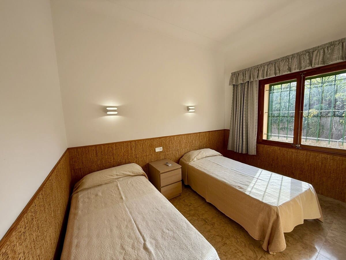 Maison de Ville de 3 chambres à louer à Torrenova - 3 200 € (Ref: 9613914)