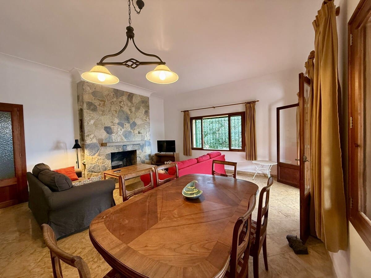 Maison de Ville de 3 chambres à louer à Torrenova - 3 200 € (Ref: 9613914)