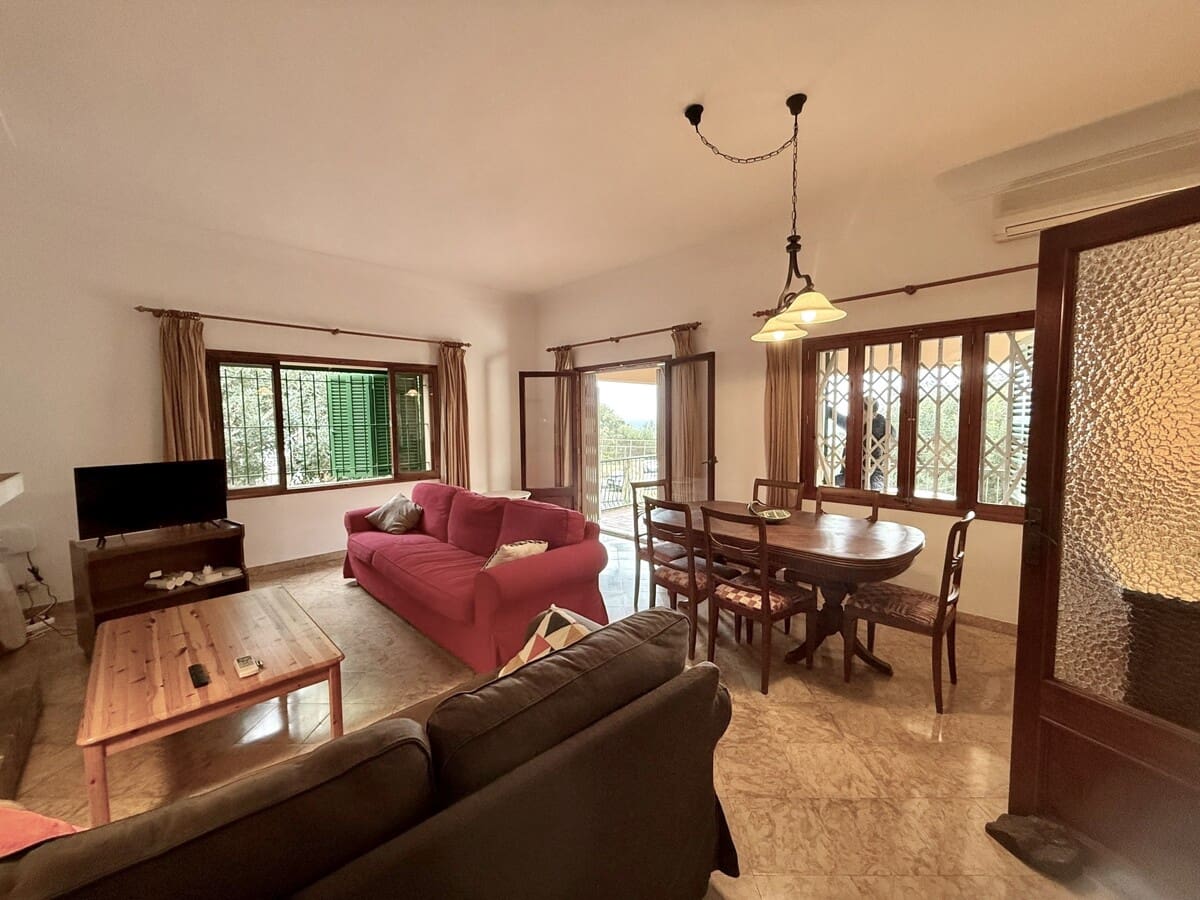 Maison de Ville de 3 chambres à louer à Torrenova - 3 200 € (Ref: 9613914)