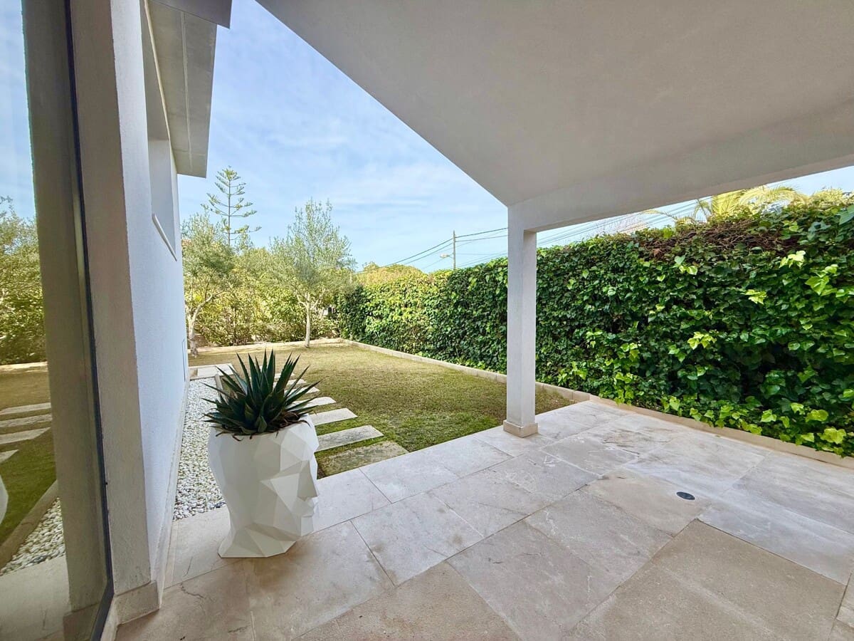 3 bedroom Villa for sale in Santa Ponsa with pool garage - € 2,350,000 (Ref: 9694308)