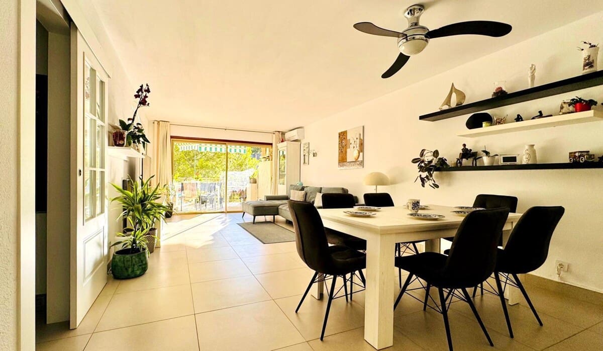 Piso de 2 habitaciones en Cala Vinyes / Cala Vinyas / Cala Viñas en venta con piscina garaje - 650.000 € (Ref: 9694522)