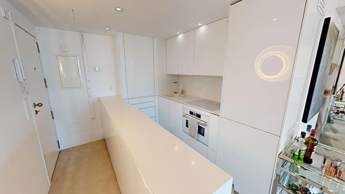 2 bedroom Penthouse for sale in Illetas with pool garage - € 945,000 (Ref: 9734128)