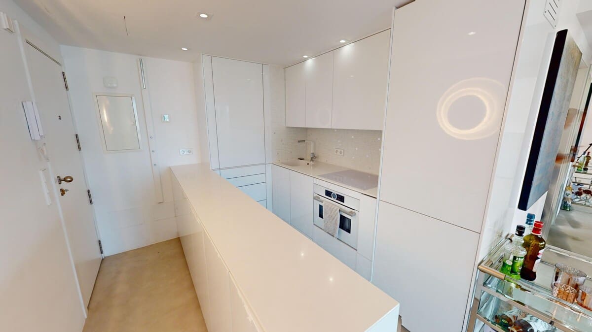 2 bedroom Penthouse for sale in Illetas with pool garage - € 945,000 (Ref: 9734128)