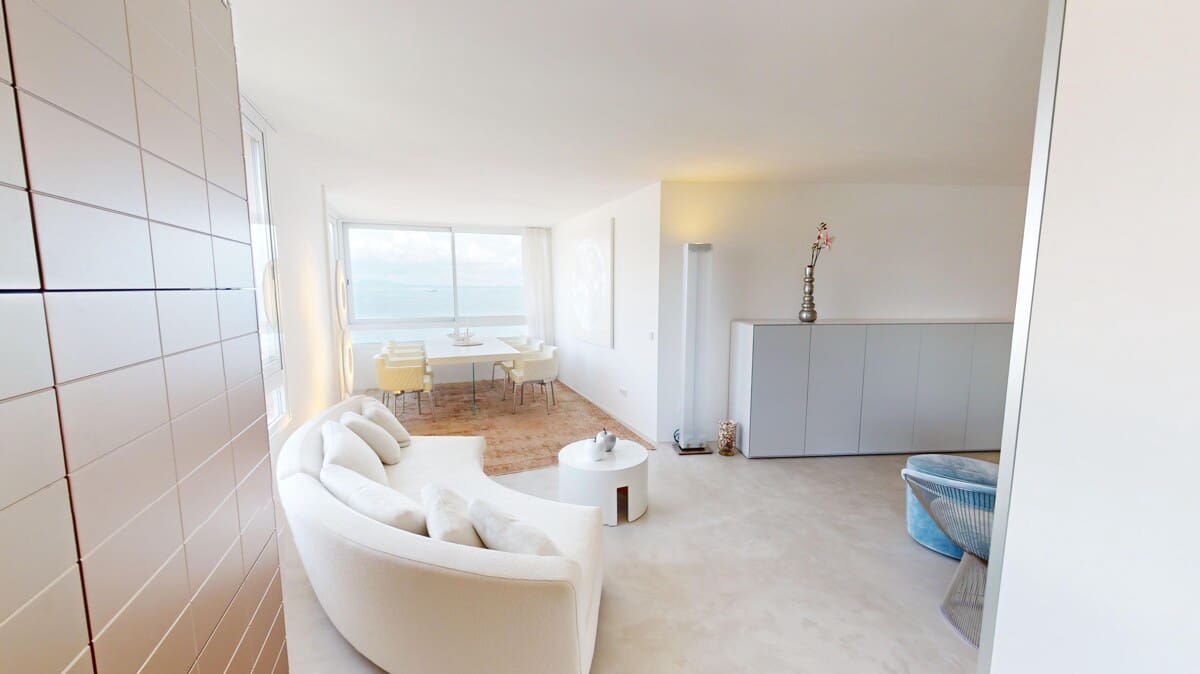 2 bedroom Penthouse for sale in Illetas with pool garage - € 945,000 (Ref: 9734128)