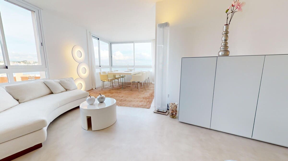 2 bedroom Penthouse for sale in Illetas with pool garage - € 945,000 (Ref: 9734128)