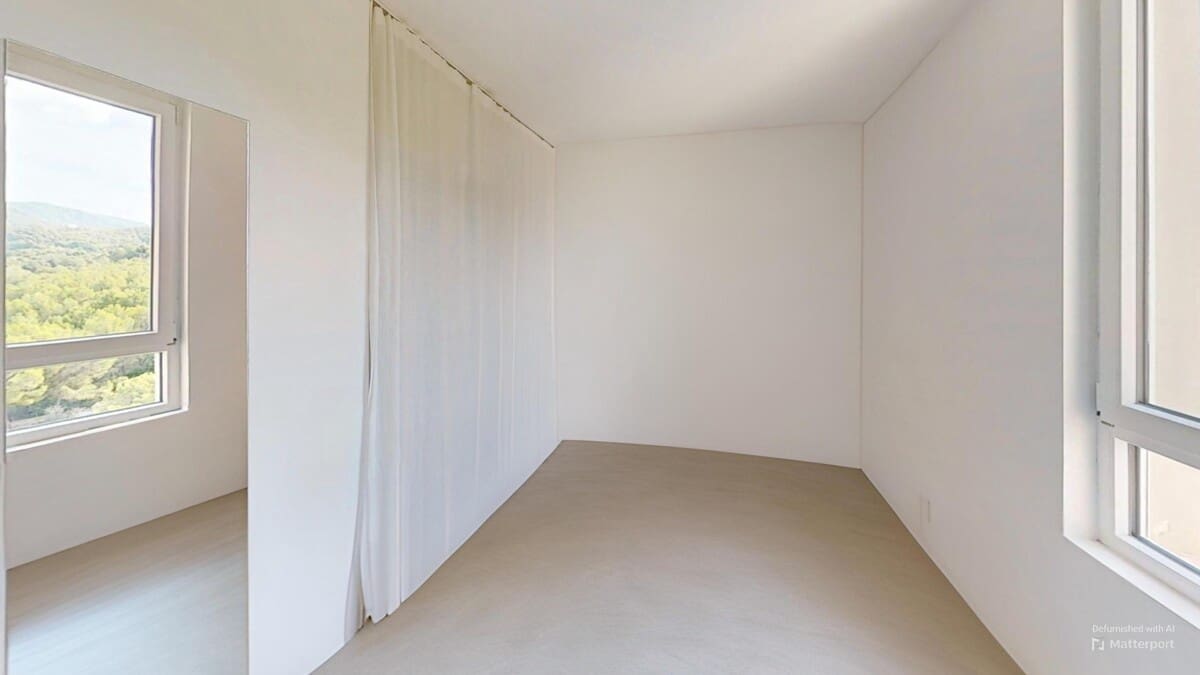 2 bedroom Penthouse for sale in Illetas with pool garage - € 945,000 (Ref: 9734128)