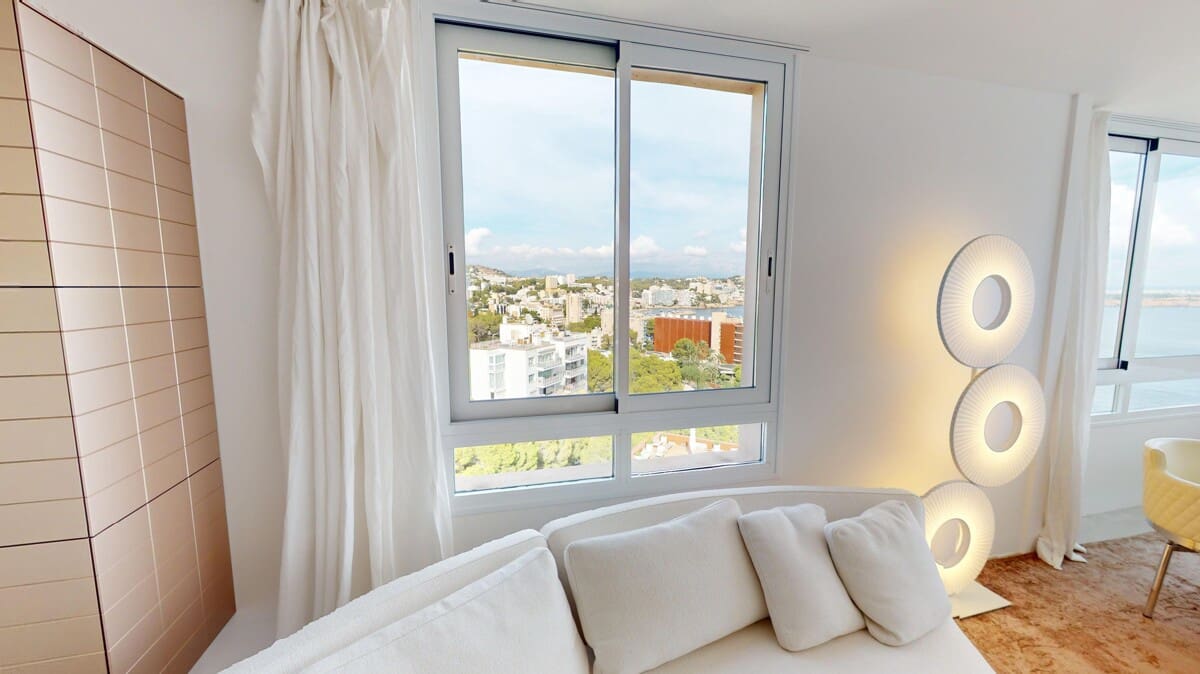 2 bedroom Penthouse for sale in Illetas with pool garage - € 945,000 (Ref: 9734128)