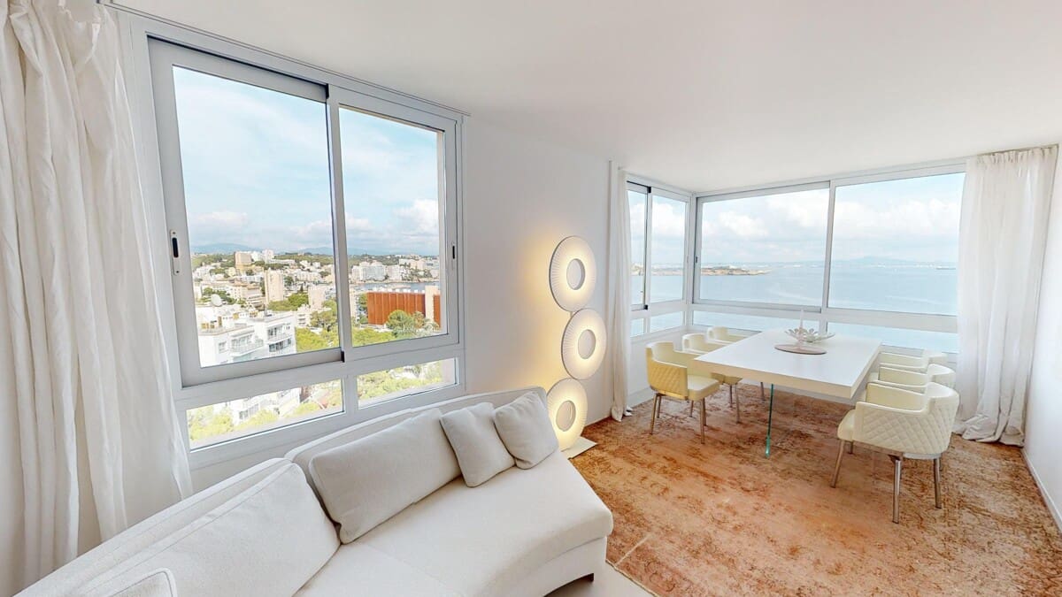 2 bedroom Penthouse for sale in Illetas with pool garage - € 945,000 (Ref: 9734128)