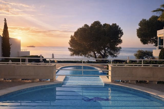 2 makuuhuone Asunto vuokrattavana paikassa Illetas, Calvià mukana uima-altaan - 3 500 € (Ref: 9757836)