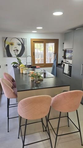 5 makuuhuone Omakotitalo vuokrattavana paikassa Santa Ponsa, Calvià - 4 500 € (Ref: 9757837)