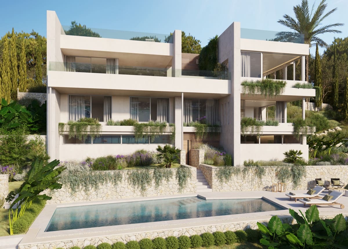 5 bedroom Villa for sale in Santa Ponsa with pool - € 3,990,000 (Ref: 9779929)
