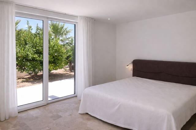 4 soverom Villa til leie i Santa Ponsa, Calvià med svømmebasseng - € 10 000 (Ref: 9786773)