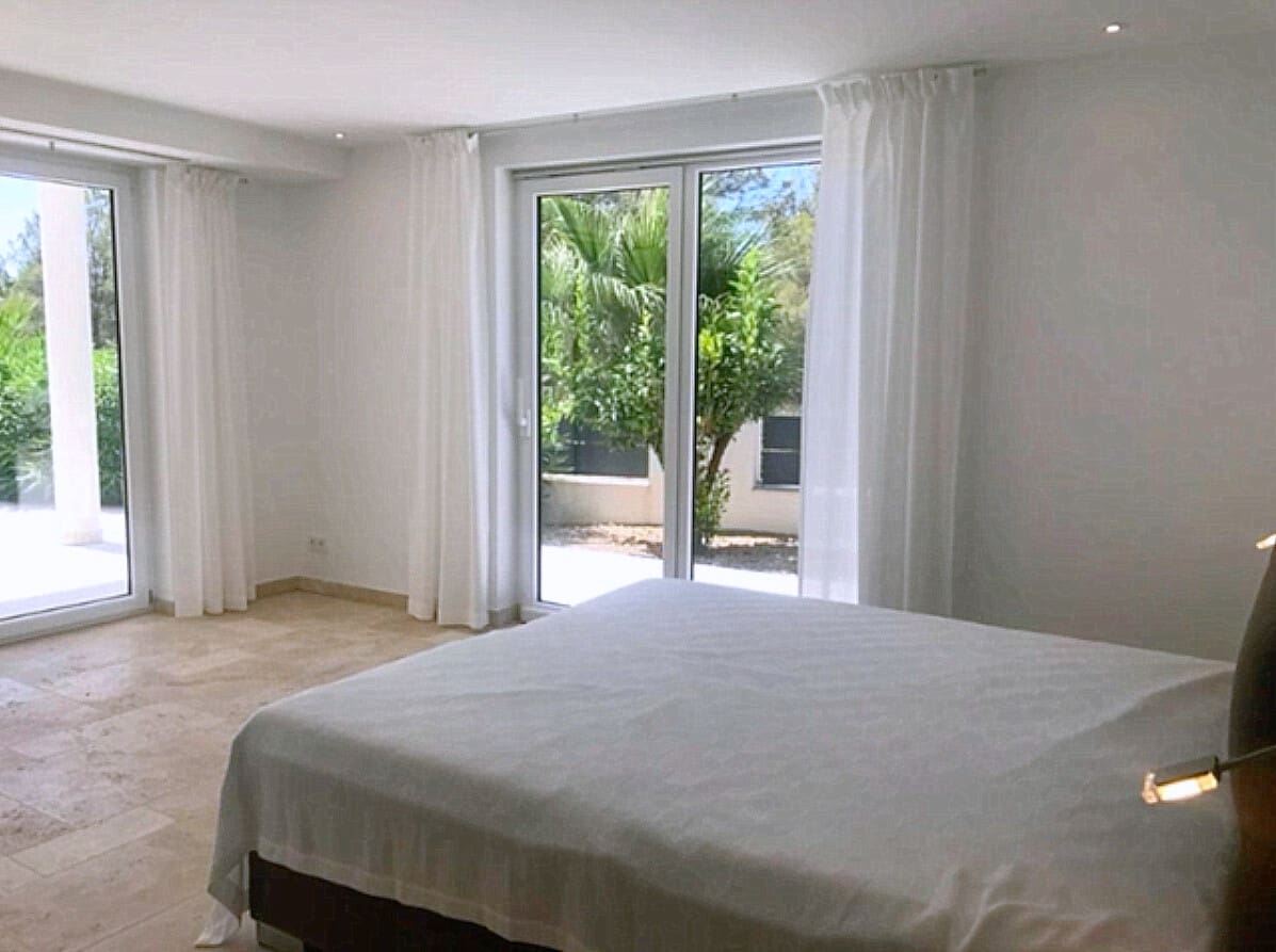 4 soverom Villa til leie i Santa Ponsa med svømmebasseng - € 10 000 (Ref: 9786773)