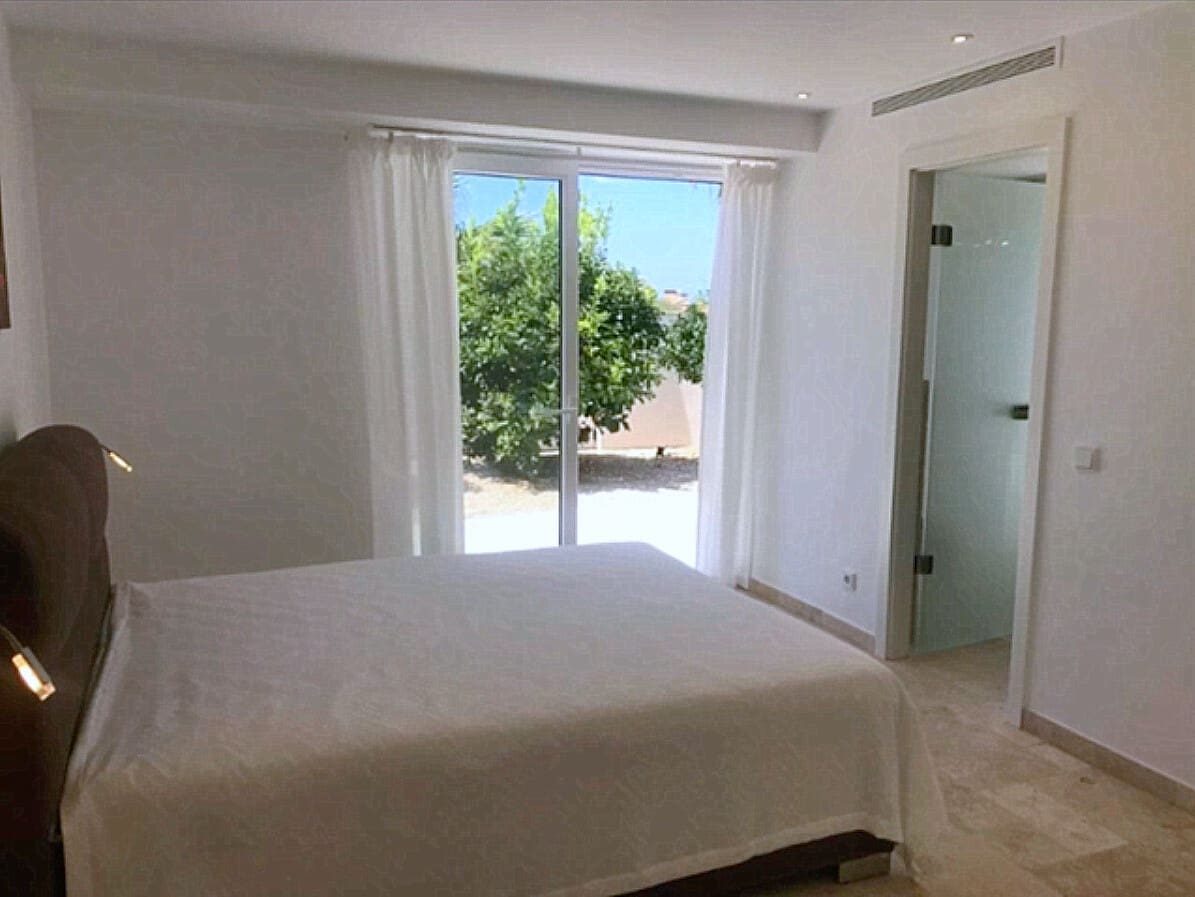 4 soverom Villa til leie i Santa Ponsa med svømmebasseng - € 10 000 (Ref: 9786773)