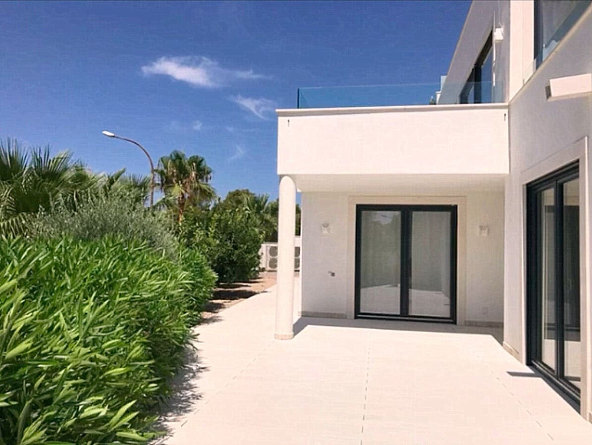 4 soverom Villa til leie i Santa Ponsa med svømmebasseng - € 10 000 (Ref: 9786773)