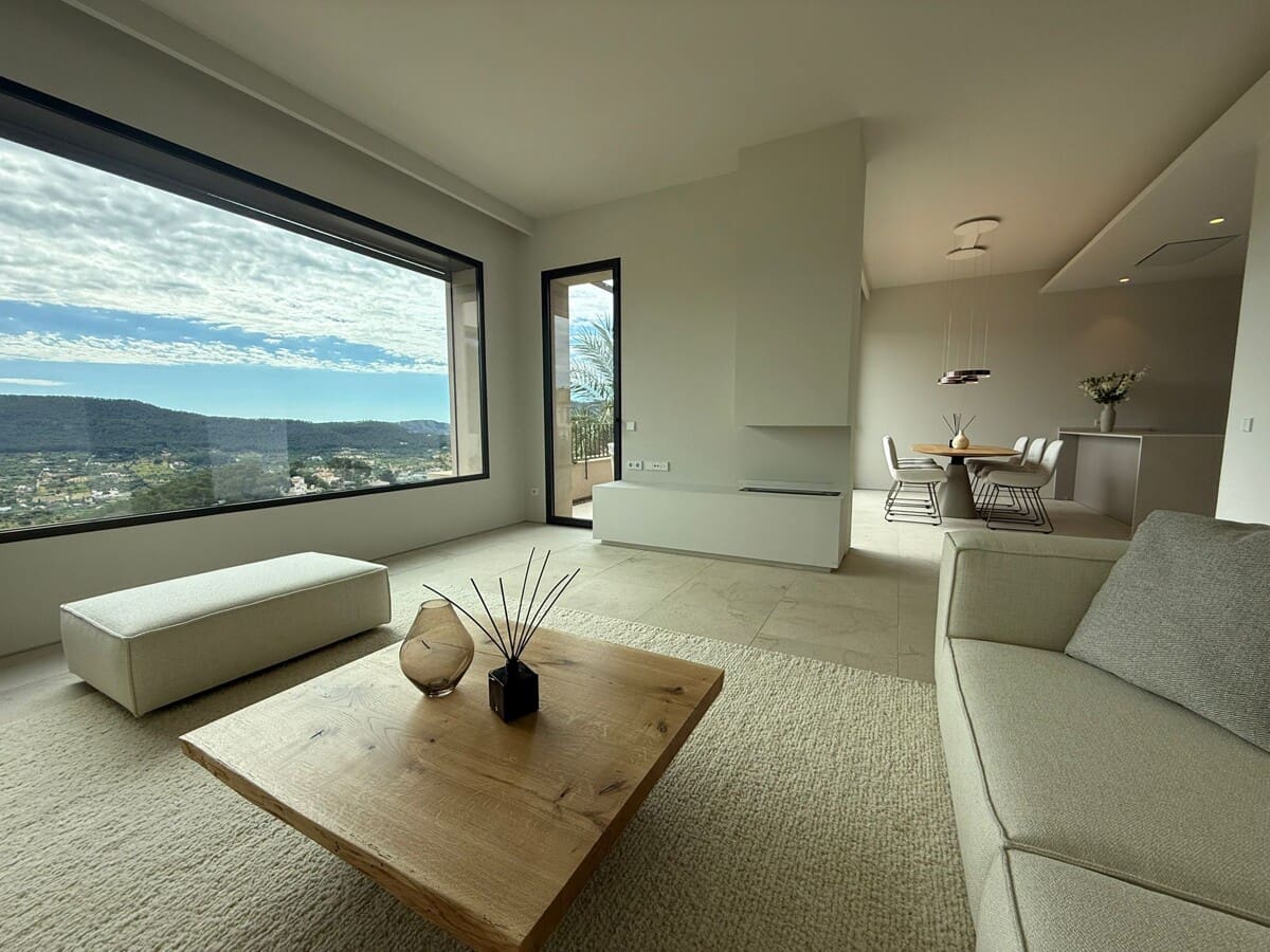 3 bedroom Villa for sale in Puerto de Andratx with pool garage - € 2,950,000 (Ref: 9801003)