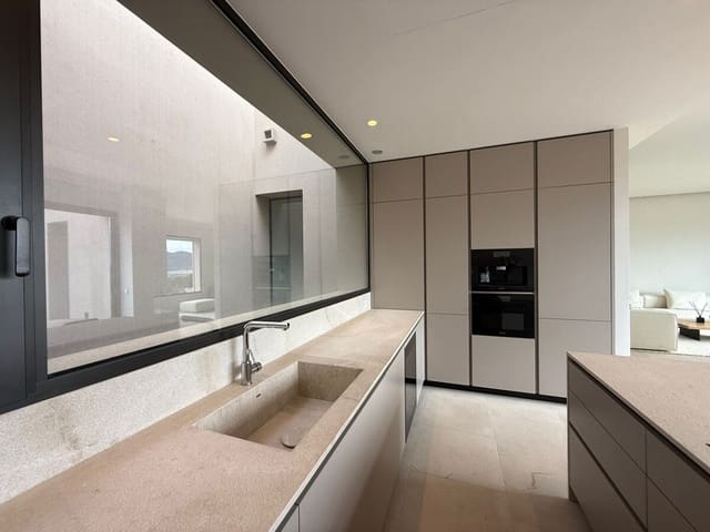 3 bedroom Villa for sale in Puerto de Andratx, Andratx with pool garage - € 2,950,000 (Ref: 9801003)