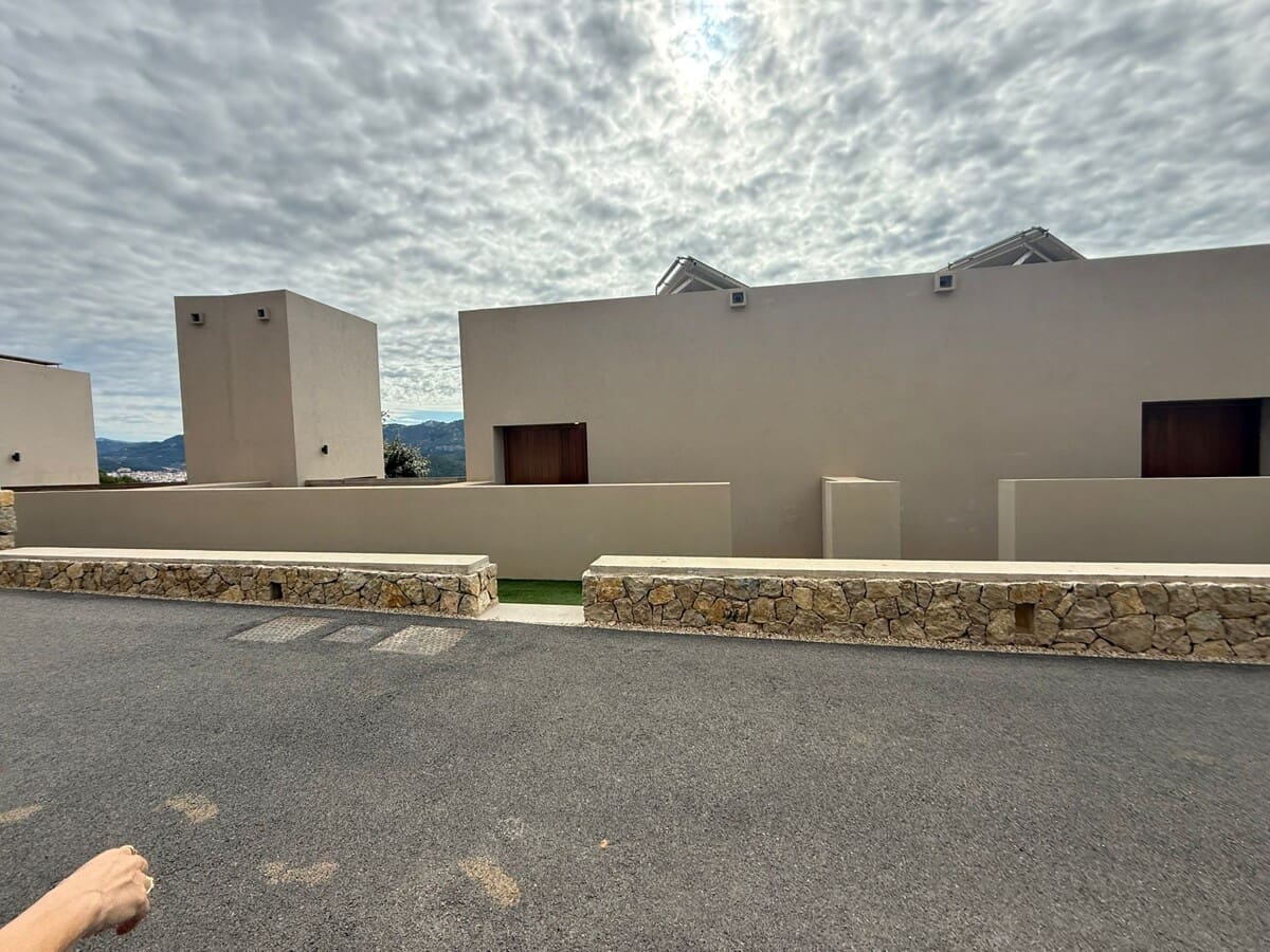 3 bedroom Villa for sale in Puerto de Andratx with pool garage - € 2,950,000 (Ref: 9801003)