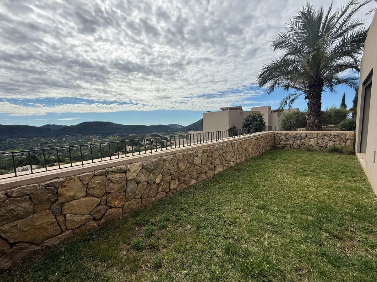 3 bedroom Villa for sale in Puerto de Andratx with pool garage - € 2,950,000 (Ref: 9801003)